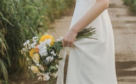 2028年05月03日是不是结婚吉日 是办喜事好日子吗